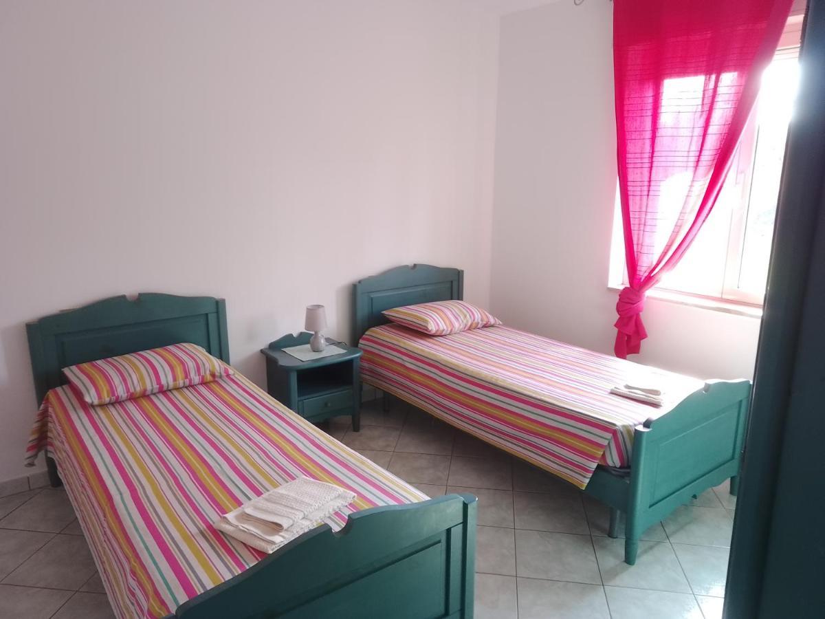 Maro Apartment Cala Liberotto Bagian luar foto